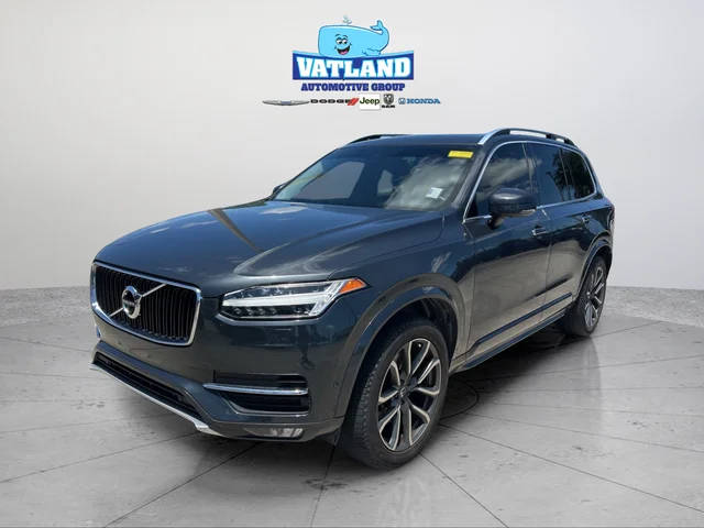 2017 Volvo XC90 Momentum AWD photo