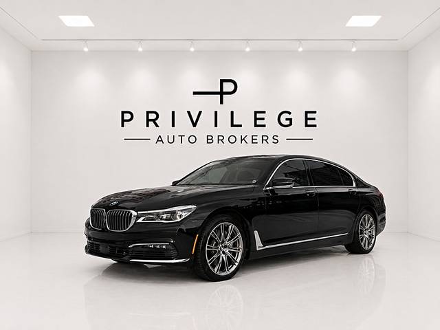 2017 BMW 7 Series 750i RWD photo