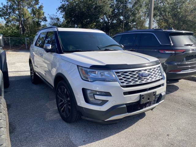 2017 Ford Explorer Platinum 4WD photo