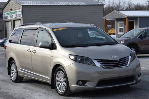 2017 Toyota Sienna XLE AWD photo