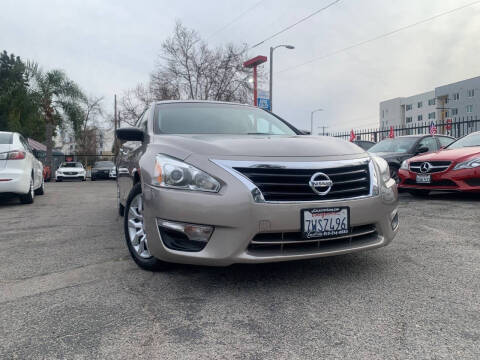 2015 Nissan Altima 2.5 S FWD photo