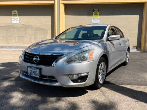 2015 Nissan Altima 2.5 S FWD photo