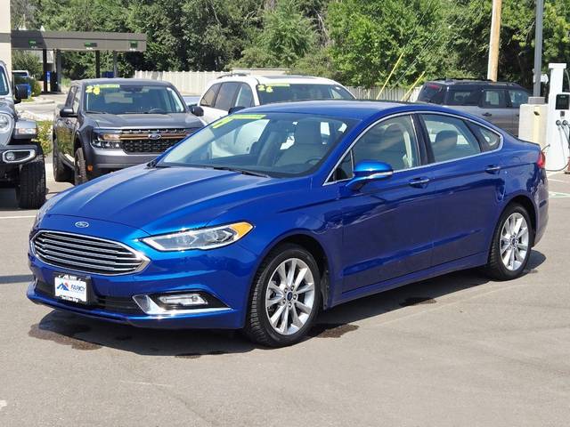 2017 Ford Fusion SE FWD photo