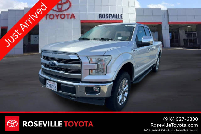 2017 Ford F-150 Lariat 4WD photo