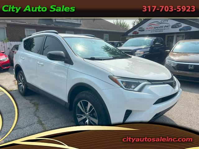 2017 Toyota RAV4 LE FWD photo