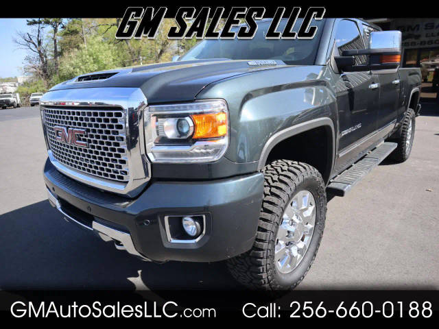 2017 GMC Sierra 2500HD Denali 4WD photo