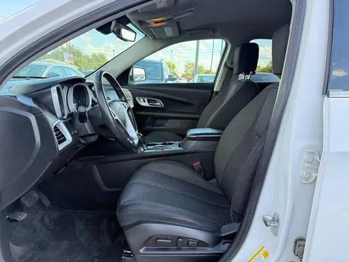 2017 Chevrolet Equinox LT FWD photo