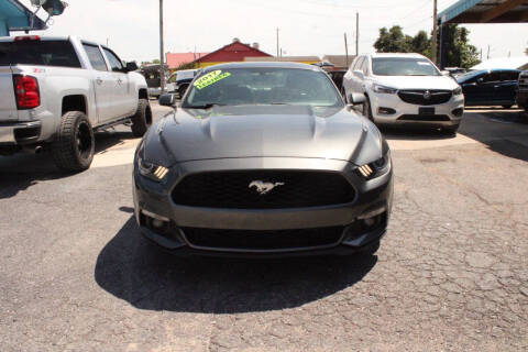 2017 Ford Mustang EcoBoost Premium RWD photo