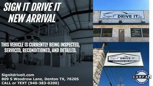 2017 Ford Mustang EcoBoost RWD photo