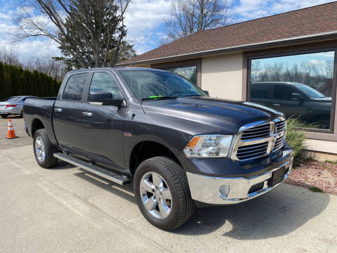 2017 Ram 1500 Big Horn 4WD photo