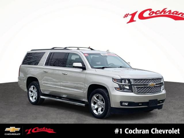 2017 Chevrolet Suburban LT 4WD photo