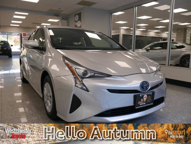 2017 Toyota Prius Two FWD photo