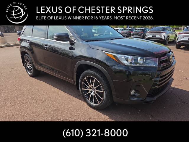 2017 Toyota Highlander SE AWD photo