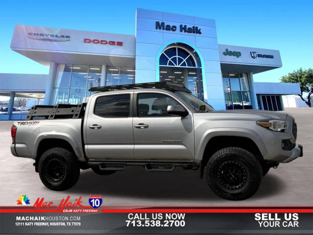 2017 Toyota Tacoma TRD Sport 4WD photo