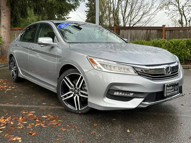 2017 Honda Accord Touring FWD photo