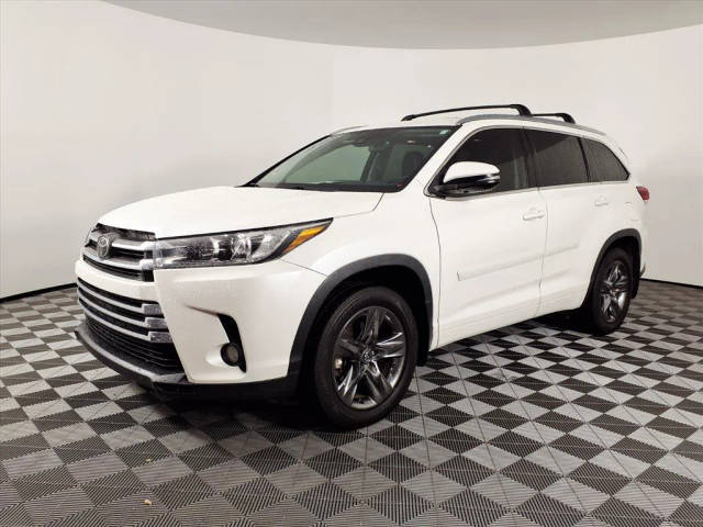 2017 Toyota Highlander Limited AWD photo