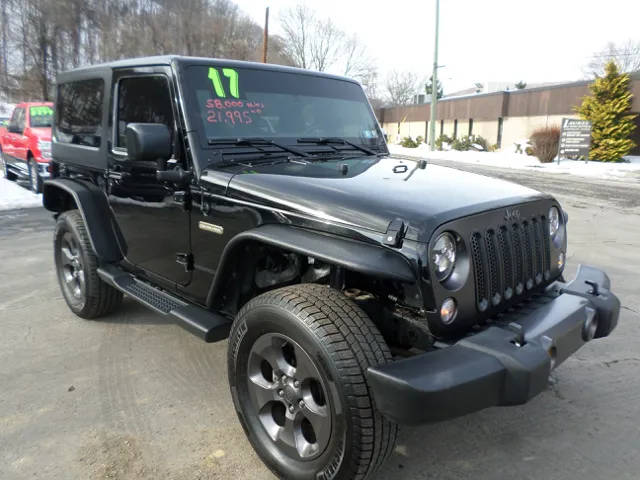 2017 Jeep Wrangler Freedom 4WD photo