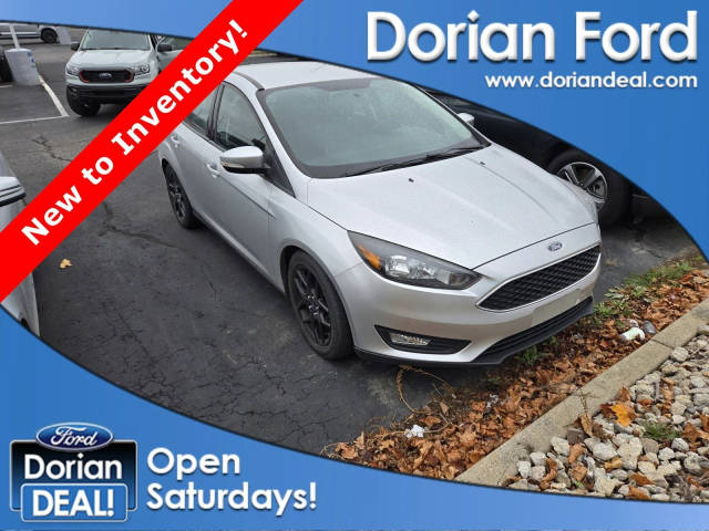 2016 Ford Focus SE FWD photo