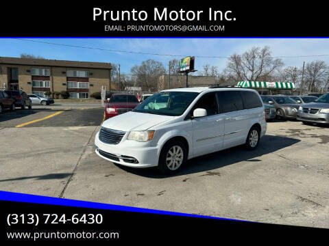 2016 Chrysler Town and Country Touring FWD photo