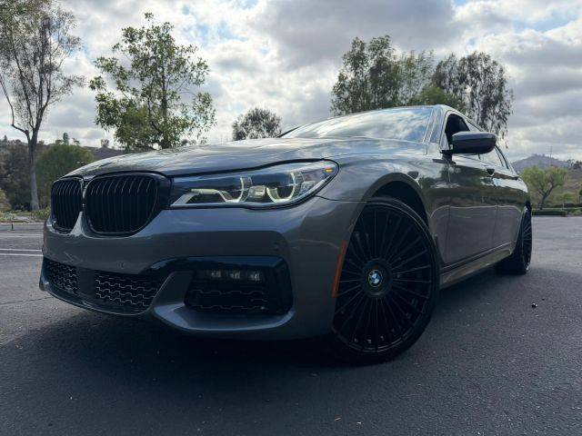 2017 BMW 7 Series 750i RWD photo