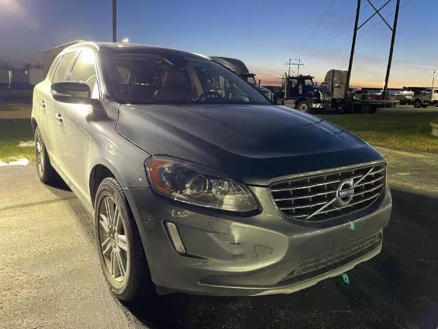 2017 Volvo XC60 Inscription AWD photo