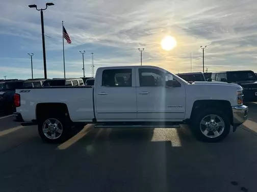 2017 Chevrolet Silverado 2500HD LTZ 4WD photo