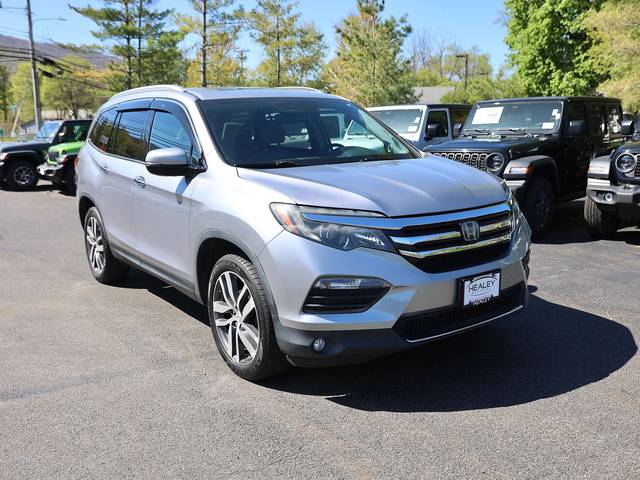 2017 Honda Pilot Elite AWD photo