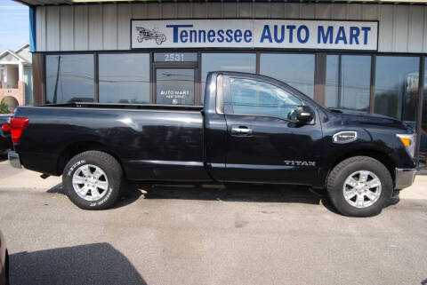 2017 Nissan Titan SV 4WD photo