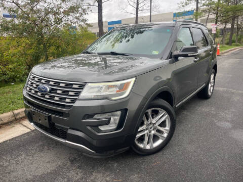 2017 Ford Explorer XLT 4WD photo