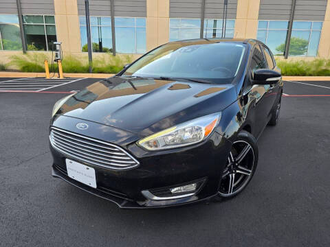 2017 Ford Focus Titanium FWD photo
