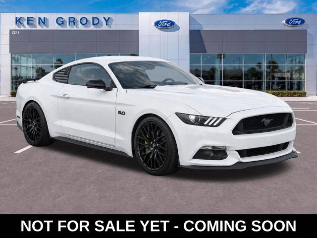 2017 Ford Mustang GT RWD photo