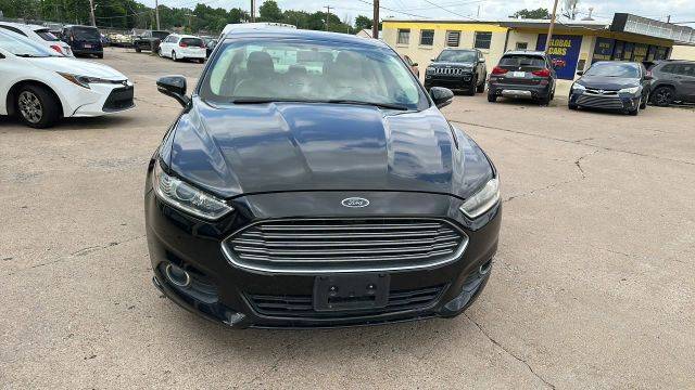 2015 Ford Fusion SE FWD photo