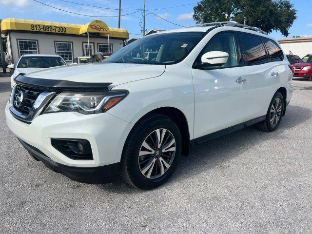 2017 Nissan Pathfinder SL FWD photo
