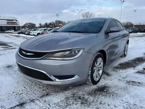 2015 Chrysler 200 Limited FWD photo