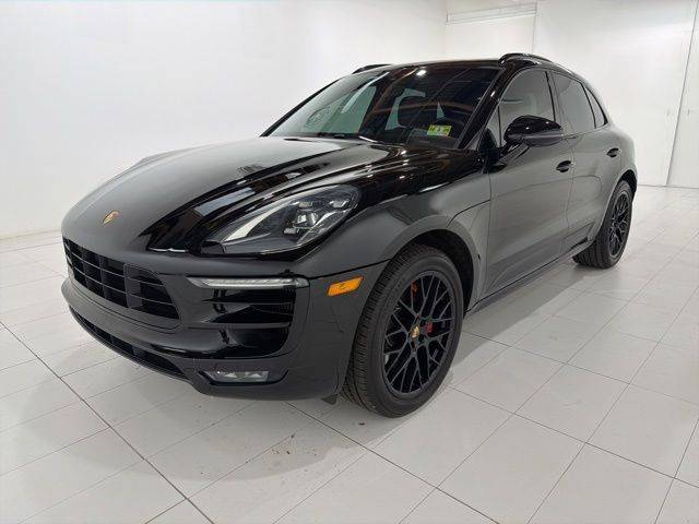2017 Porsche Macan GTS AWD photo