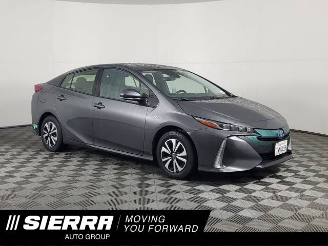 2017 Toyota Prius Prime Premium FWD photo