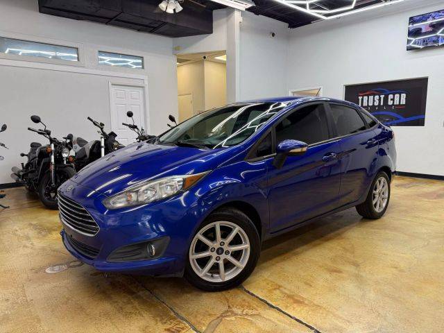 2015 Ford Fiesta SE FWD photo