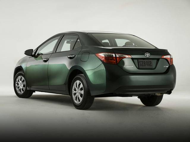 2015 Toyota Corolla LE FWD photo