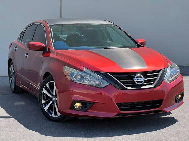 2017 Nissan Altima 2.5 SR FWD photo