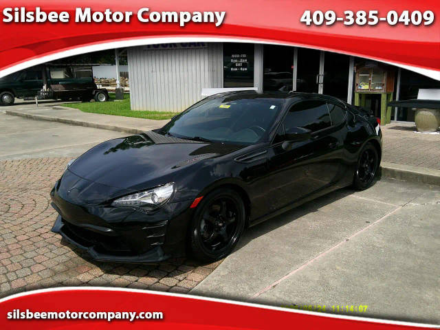 2017 Toyota 86 RWD photo