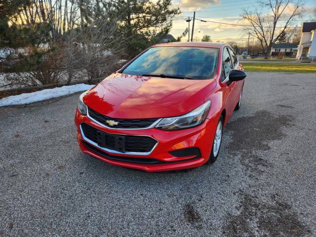 2016 Chevrolet Cruze LT FWD photo