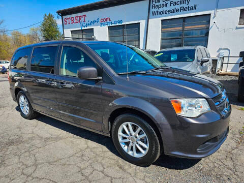 2016 Dodge Grand Caravan SXT FWD photo