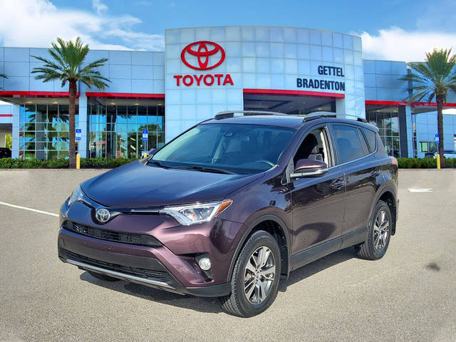 2017 Toyota RAV4 XLE AWD photo