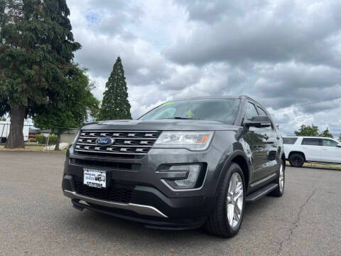 2017 Ford Explorer XLT 4WD photo