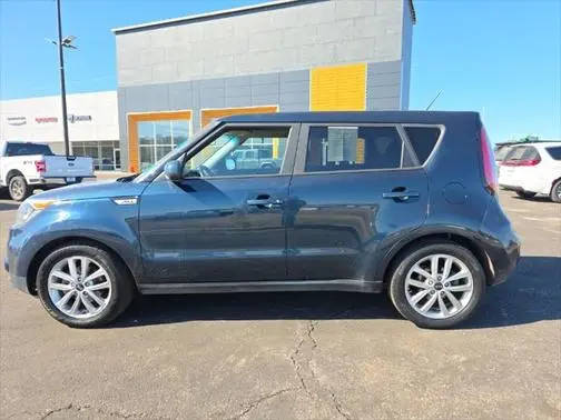 2017 Kia Soul + FWD photo