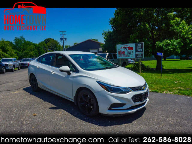 2017 Chevrolet Cruze LT FWD photo