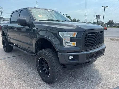2017 Ford F-150 XLT 4WD photo