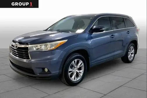 2015 Toyota Highlander XLE AWD photo