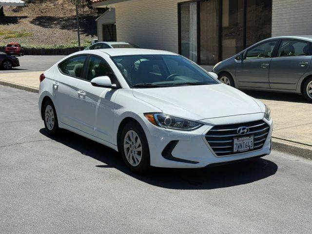 2017 Hyundai Elantra SE FWD photo