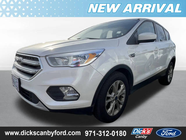 2017 Ford Escape SE FWD photo